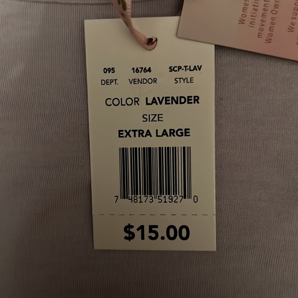 Women’s lightweight, soft lavender t-shirt. Women’s lightweight leopard print Lg - Picture 6 of 11